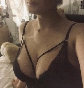 Aicinu ciemos jauku un adekvāt